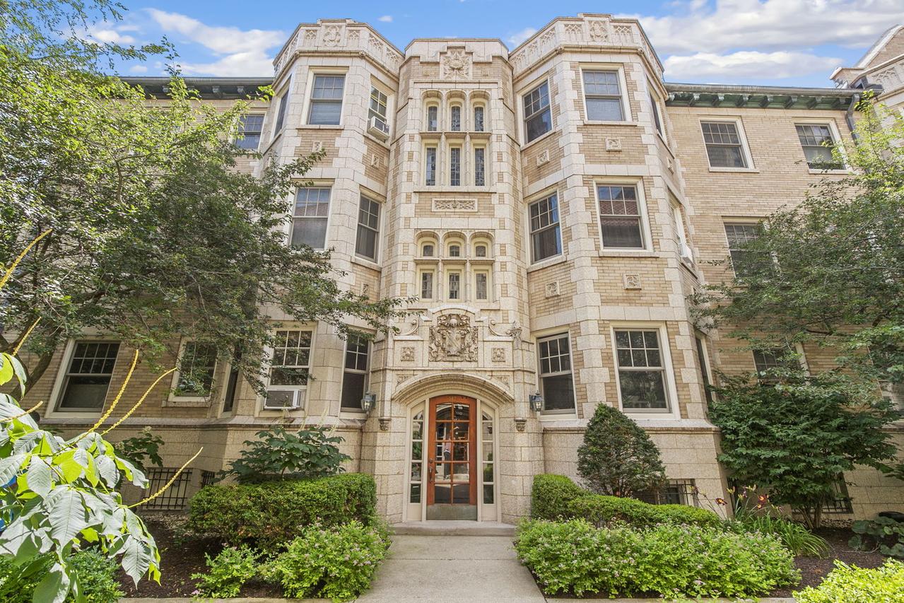 542 W Brompton Ave. #1S, Chicago, IL 60657
