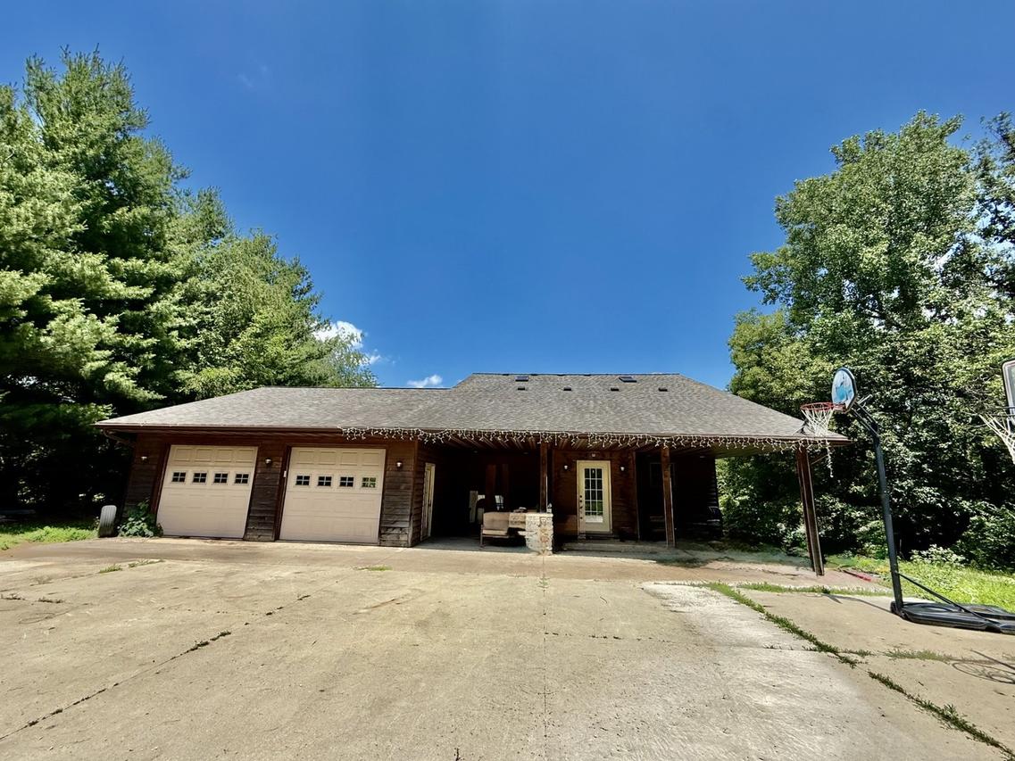 827 N 2199th Rd., Tonica, IL 61370