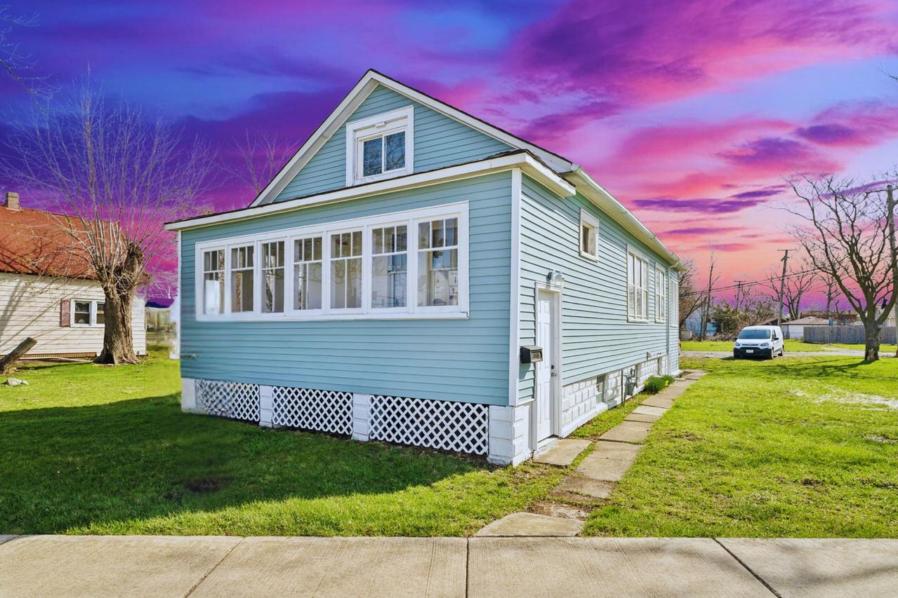 15211 Vincennes Rd., Phoenix, IL 60426