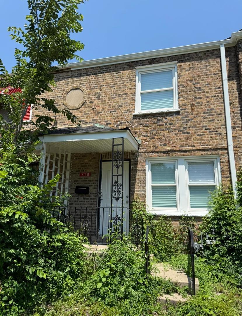 718 E 105th St., Chicago, IL 60628