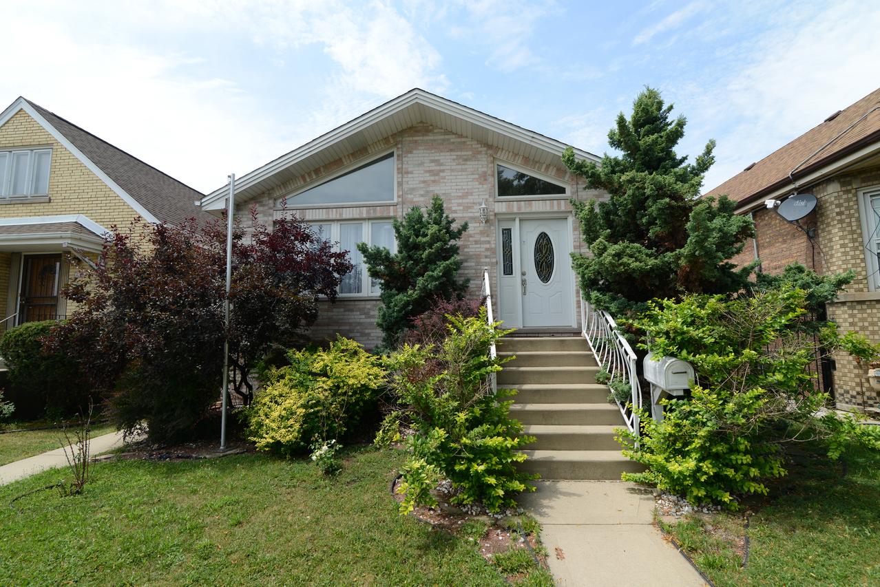 6616 S Knox Ave., Chicago, IL 60629