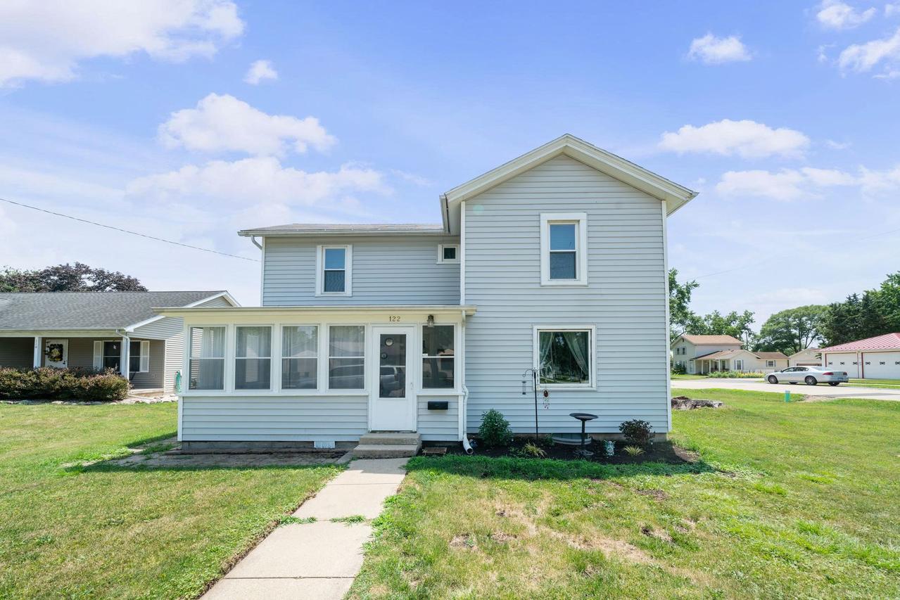 122 W Fayette St., Sandwich, IL 60548