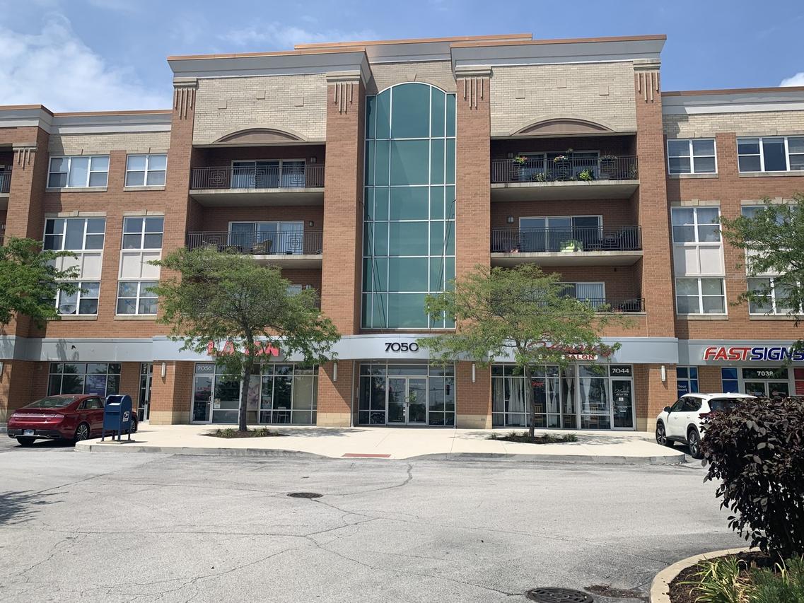 7050 183rd St. #203, Tinley Park, IL 60477