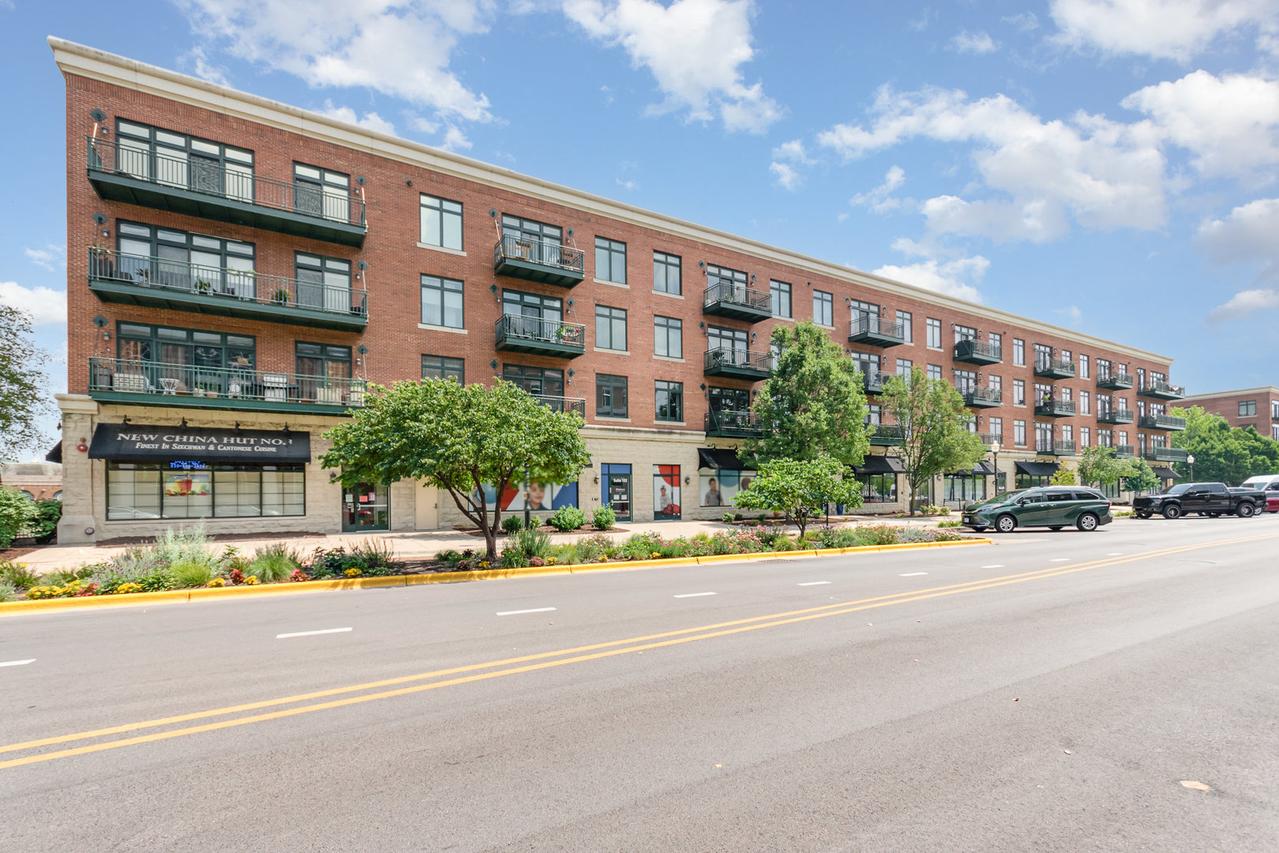 140 S River St. #307, Aurora, IL 60506