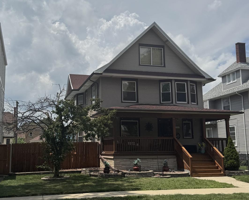 3416 Euclid Ave., Berwyn, IL 60402