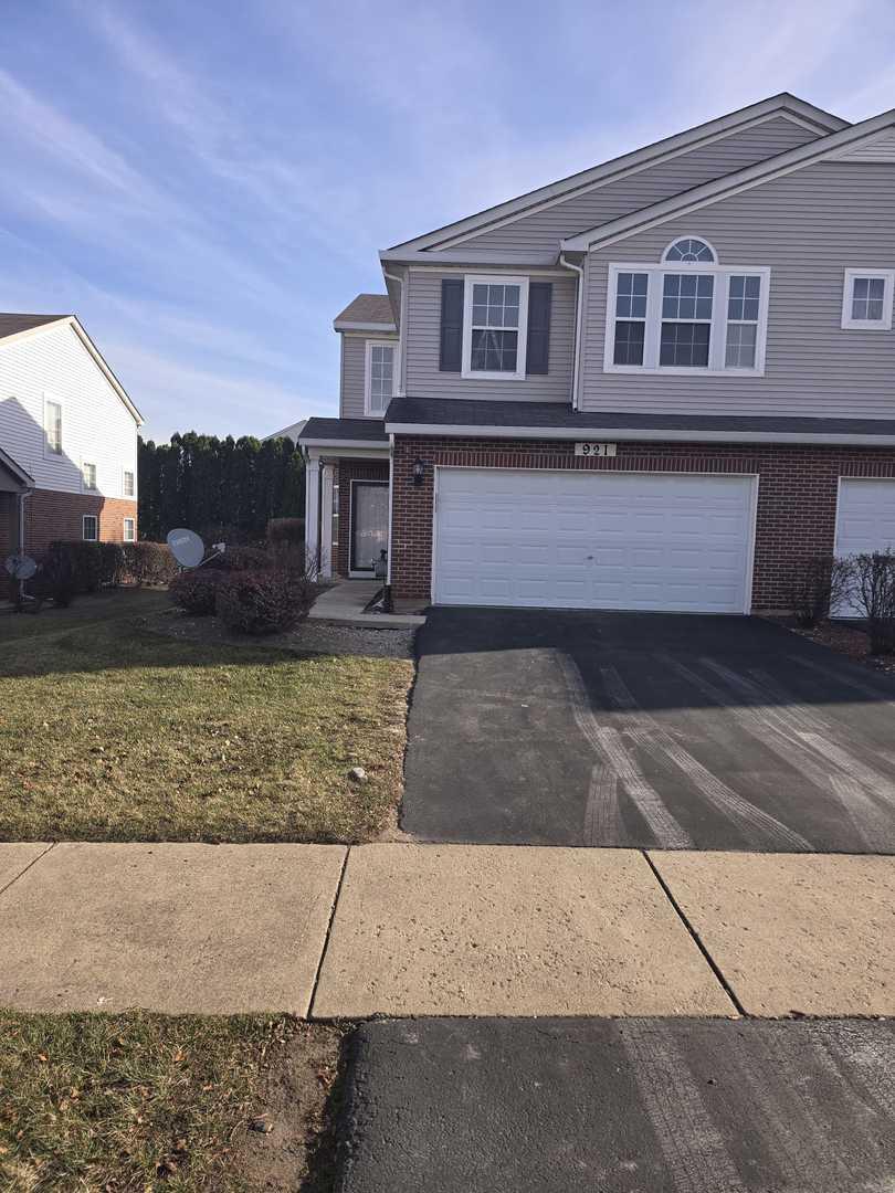 921 Fieldside Dr. #1231, Matteson, IL 60443
