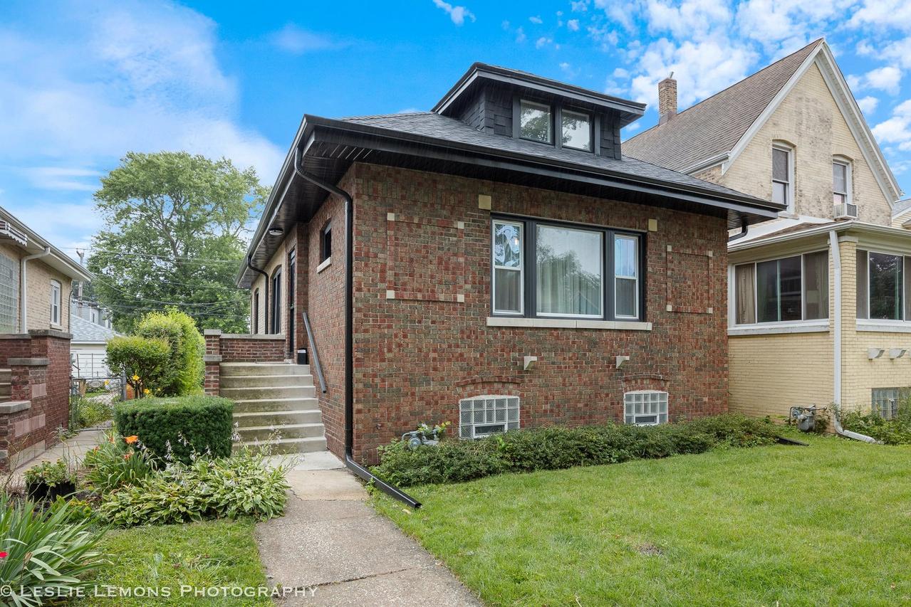 1164 S Lombard Ave., Oak Park, IL 60304