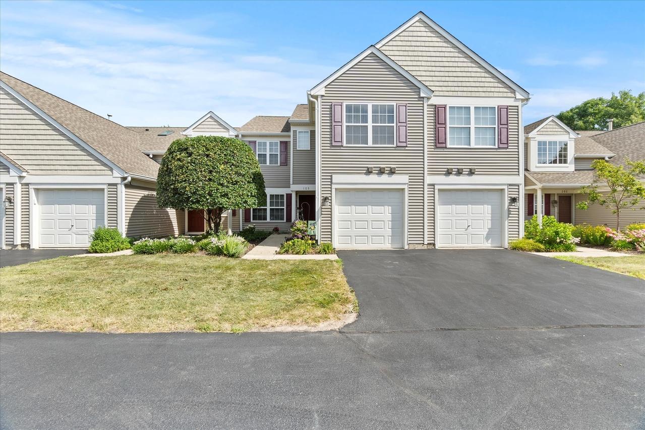 2204 Waterleaf Ct. #103, Naperville, IL 60564