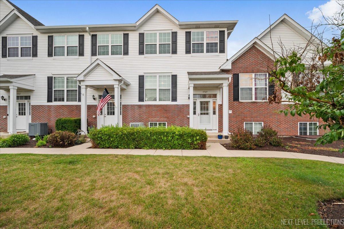 3765 Bailey Rd., Yorkville, IL 60560