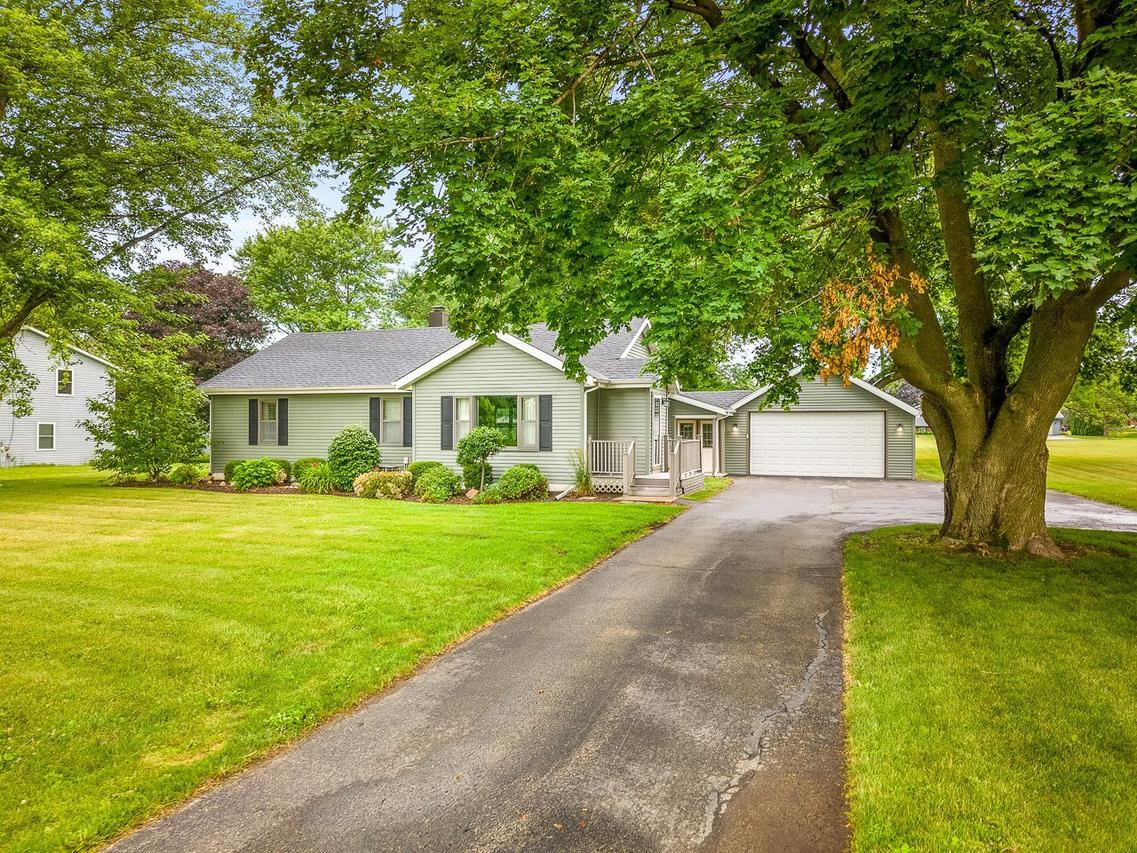 512 S Elida St., Winnebago, IL 61088