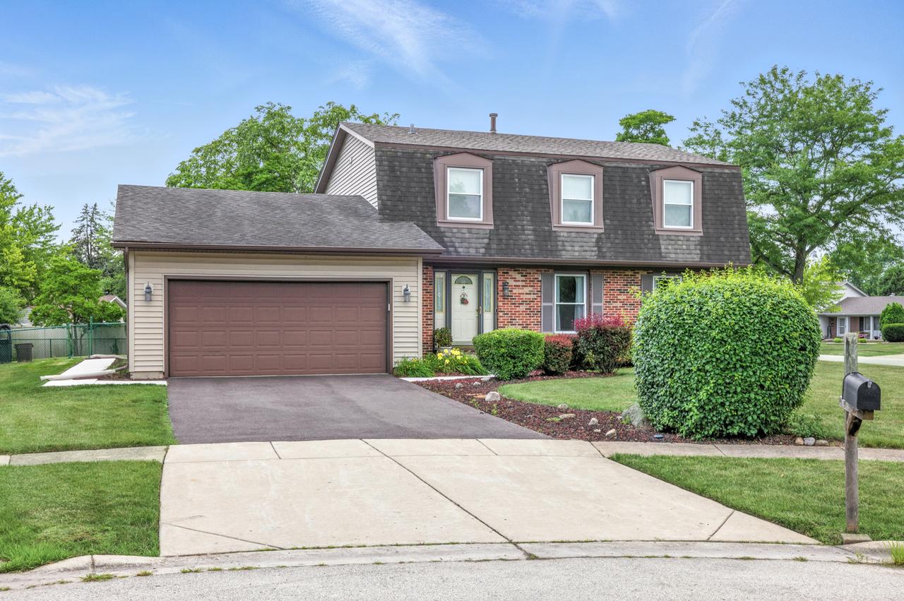 1021 Mobile Cir., Elk Grove Village, IL 60007
