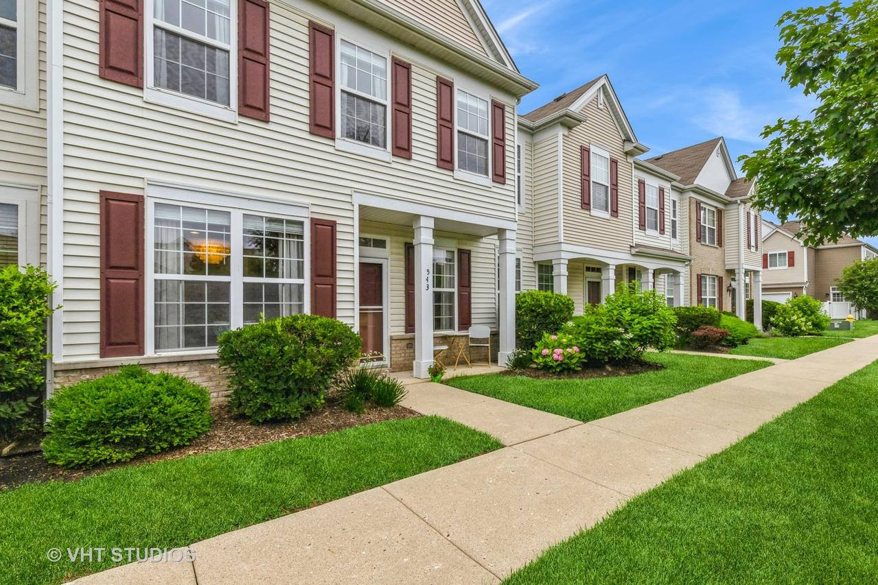 543 Topeka Dr., Grayslake, IL 60030