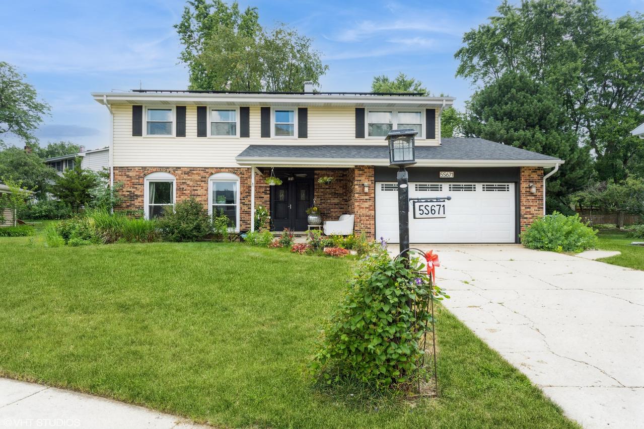 5S671 Buttonwood Ct., Naperville, IL 60540