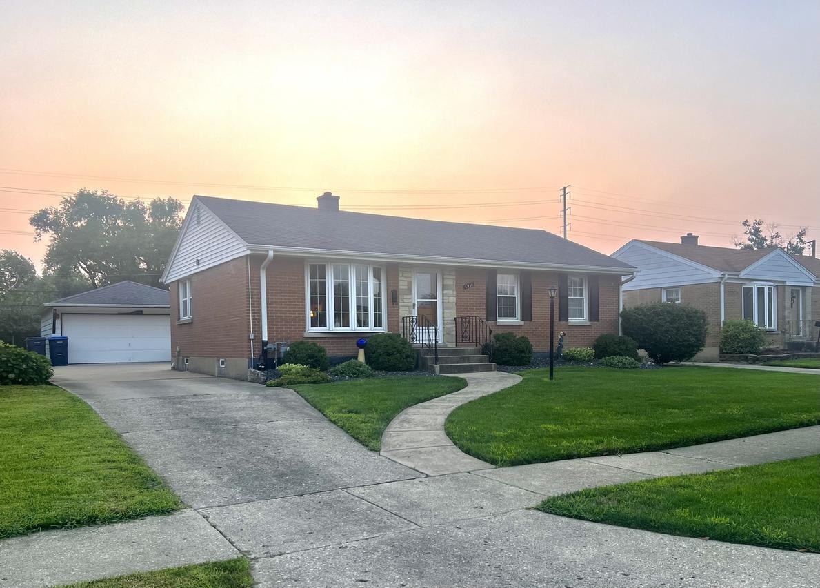 1516 Atwood Ave., Berkeley, IL 60163