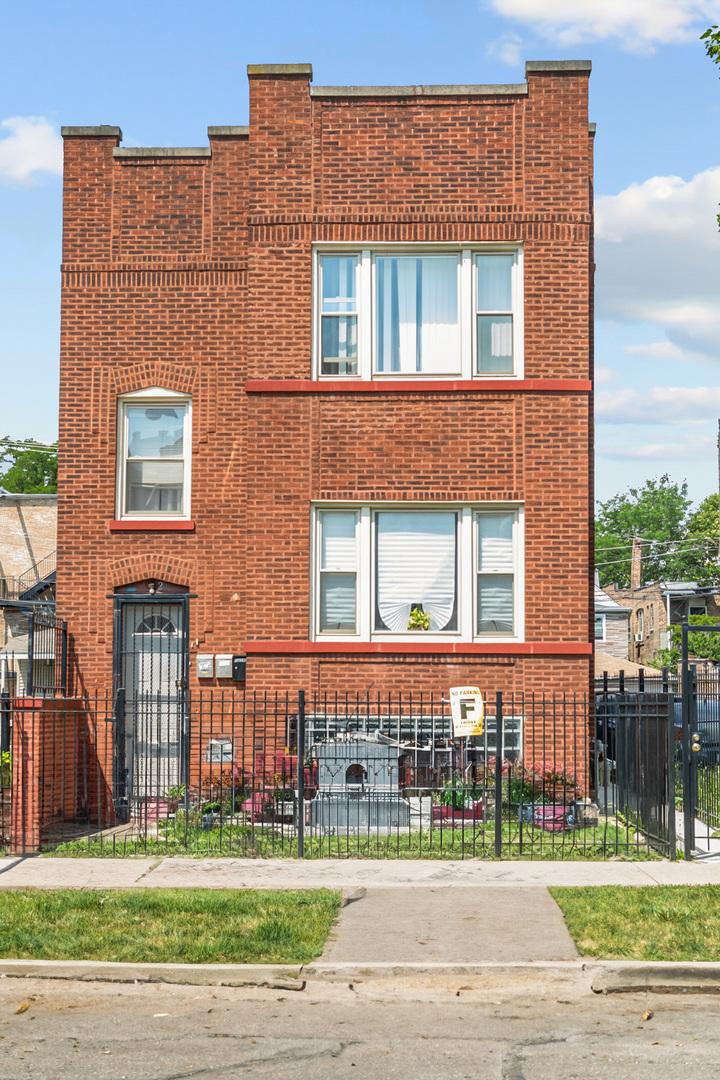 206 N Leamington Ave., Chicago, IL 60644
