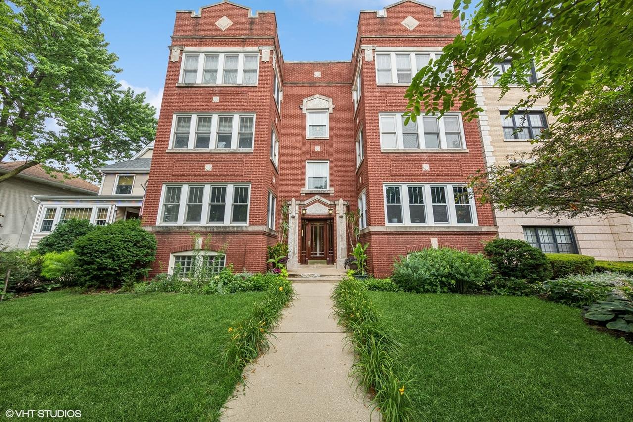 427 S Taylor Ave. #2N, Oak Park, IL 60304