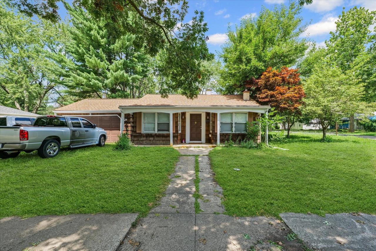 1008 E Florida Ave., Urbana, IL 61801