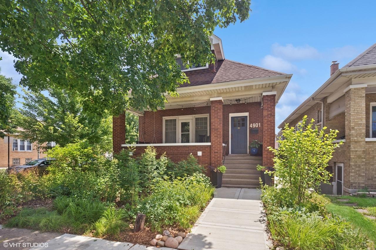 4901 W George St., Chicago, IL 60641
