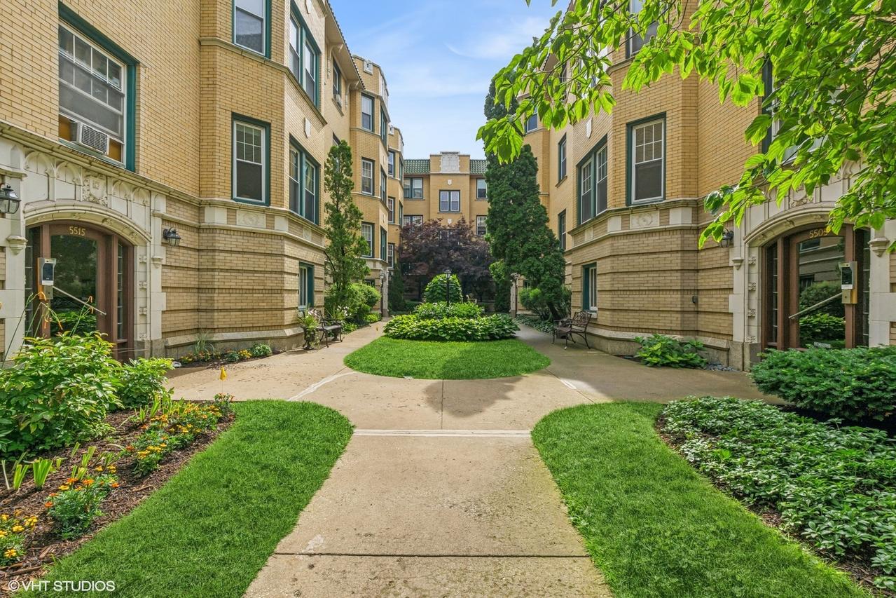 5511 N Winthrop Ave. #1W, Chicago, IL 60640