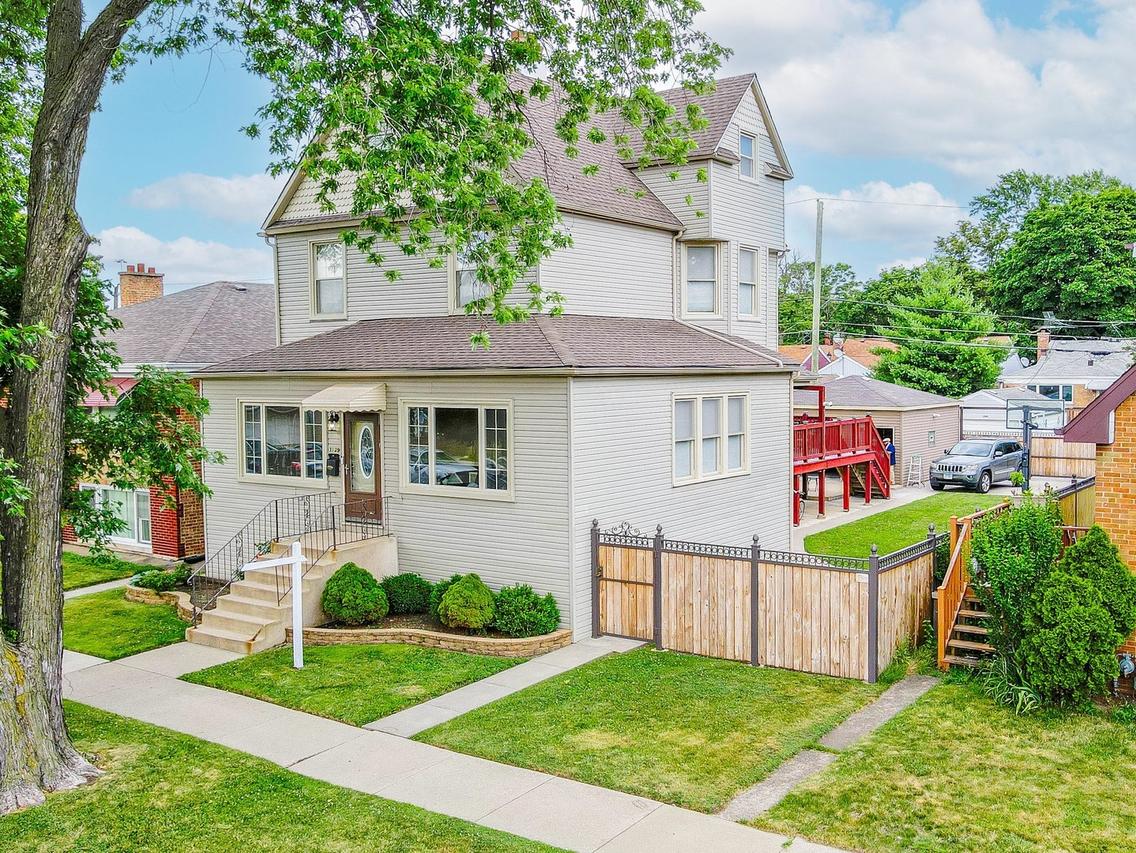 3139 Ridgeland Ave., Berwyn, IL 60402