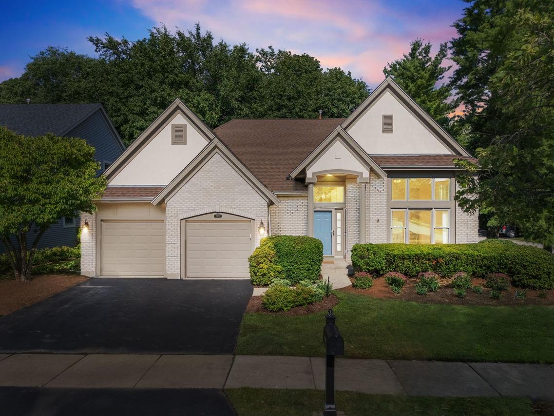2803 Wildflower Ct., Glenview, IL 60026