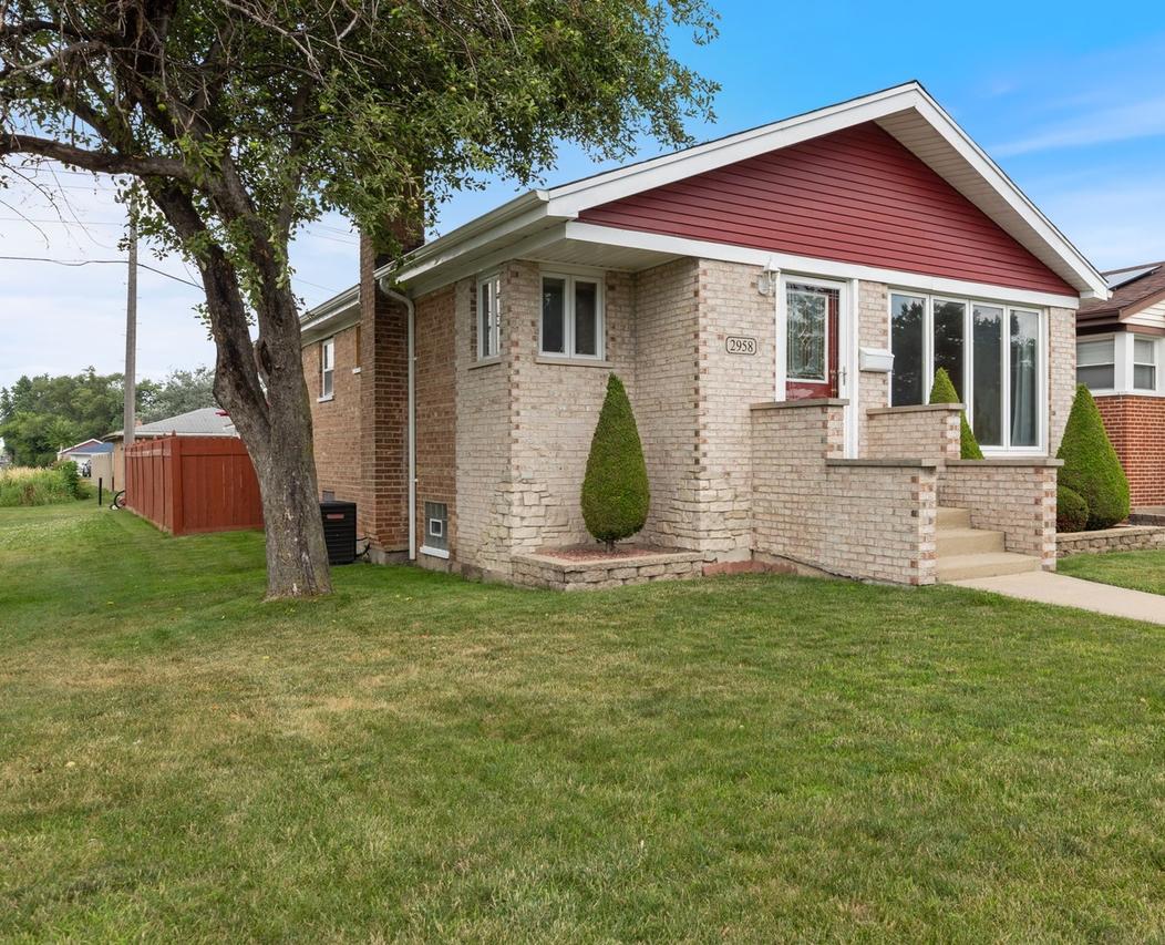 2958 W 103rd St., Chicago, IL 60655