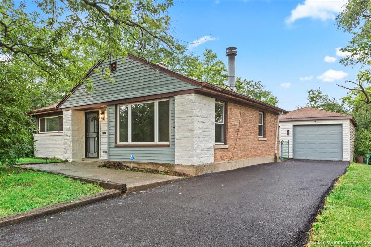 214 Marquette St., Park Forest, IL 60466