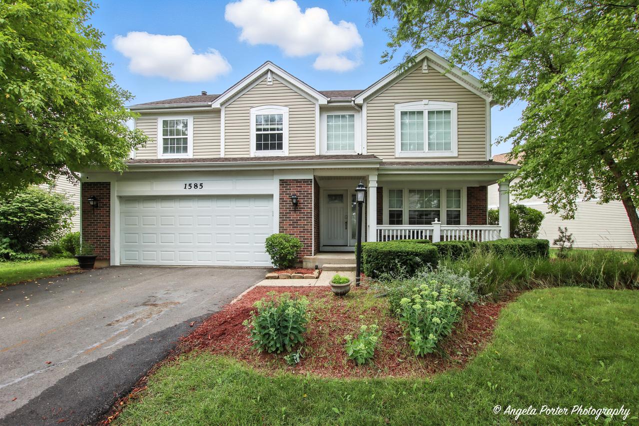 1585 Greenfield Ct., Gurnee, IL 60031
