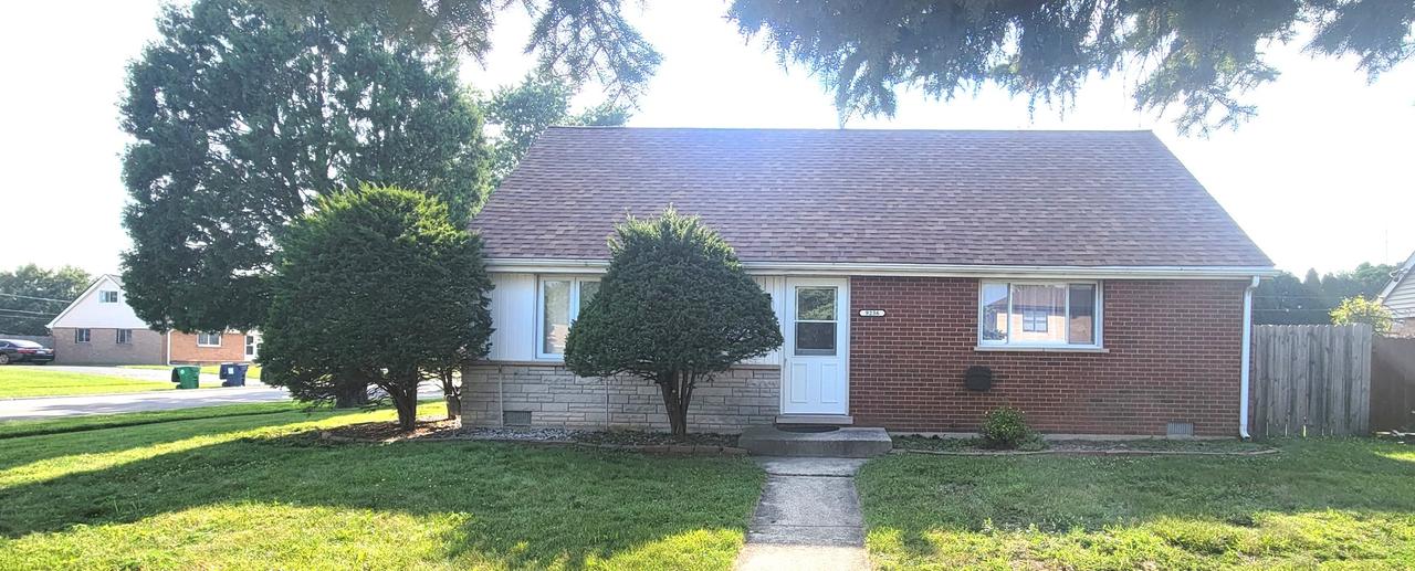 9236 Stanford Dr., Bridgeview, IL 60455