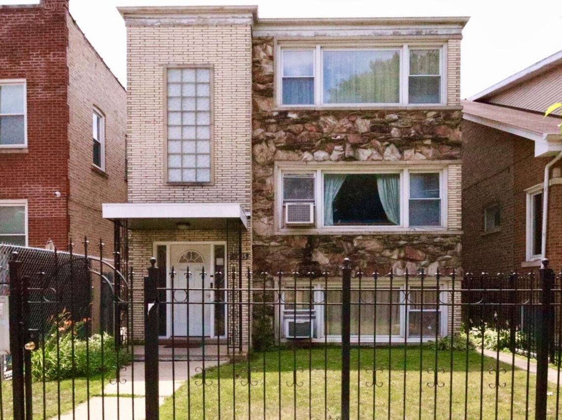 4305 W Schubert Ave., Chicago, IL 60639