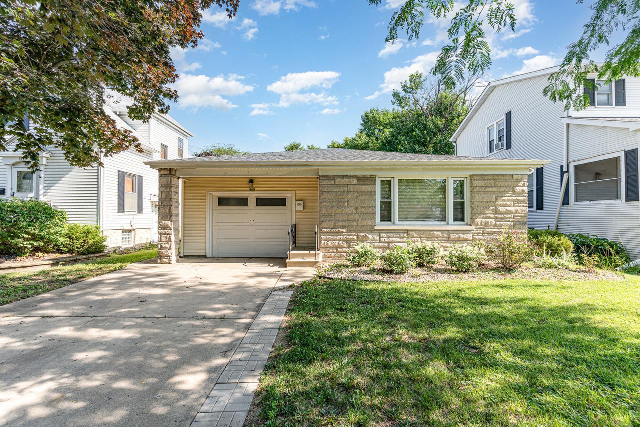 1109 Taylor St., Joliet, IL 60435