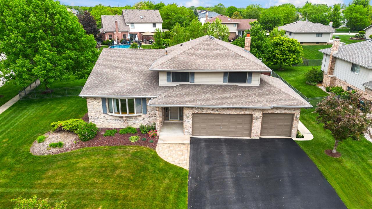 2807 Southwind Dr., New Lenox, IL 60451