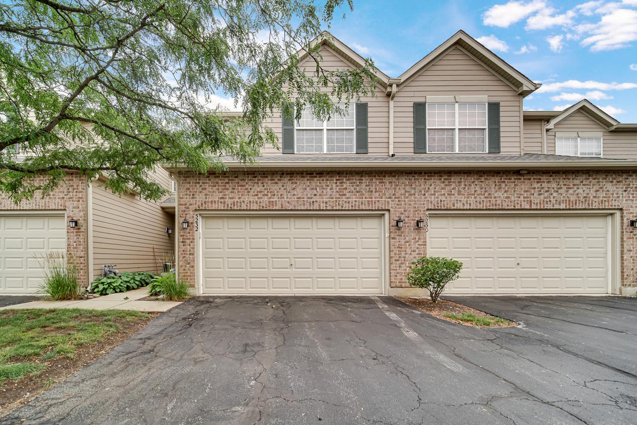 5232 Cobblers Crossing, Mchenry, IL 60050