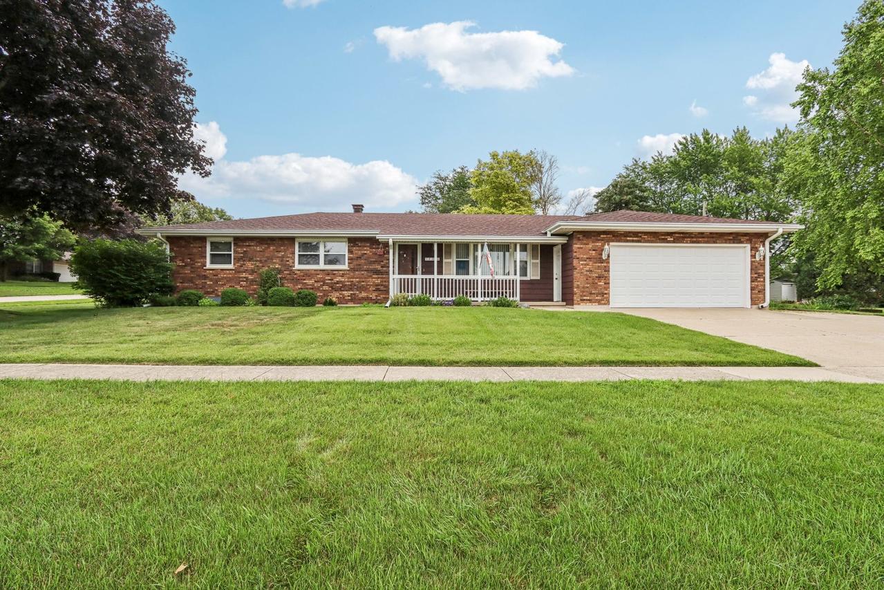 10514 N Church St., Huntley, IL 60142