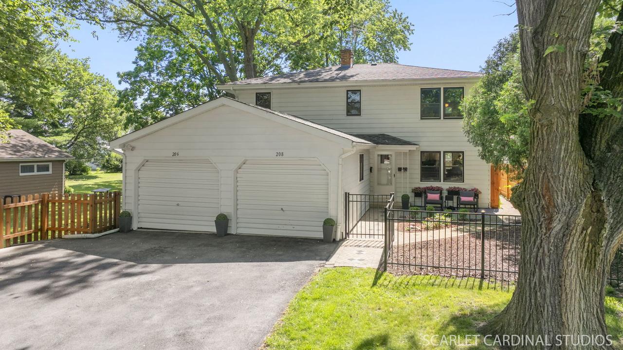206 - 208 N Fremont St., Naperville, IL 60540