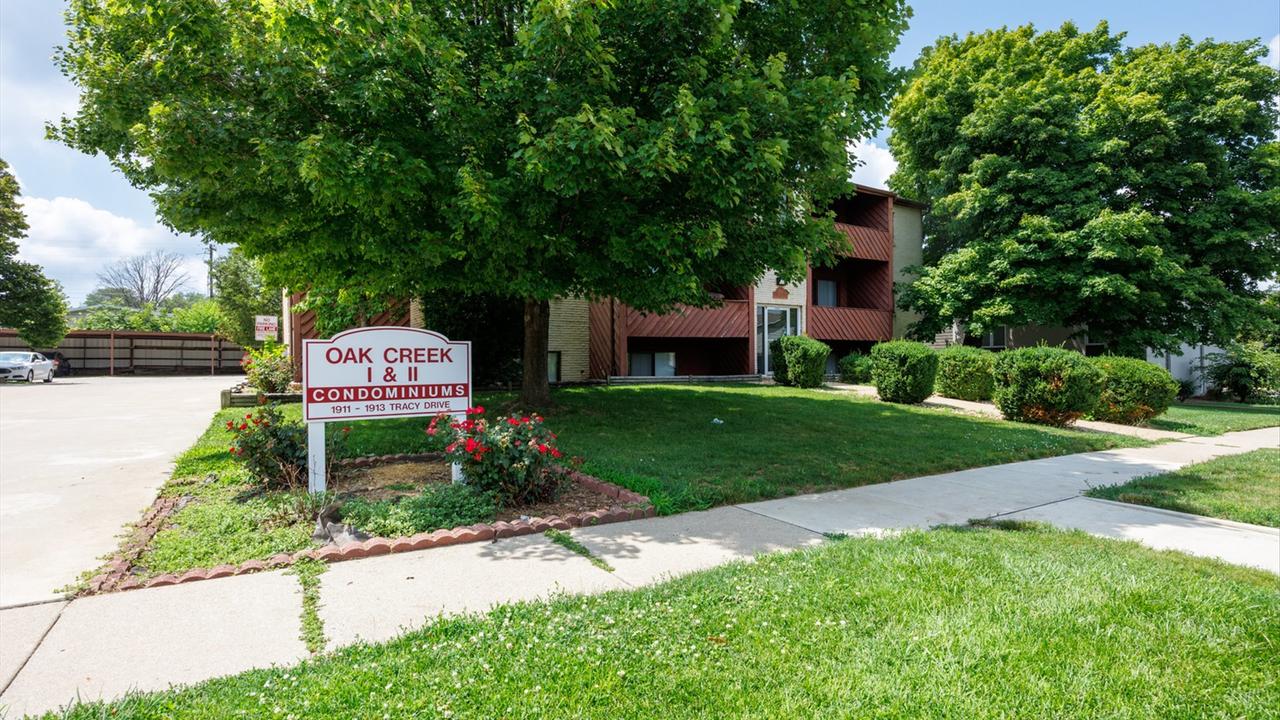 1911 Tracy Dr. #1B, Bloomington, IL 61704