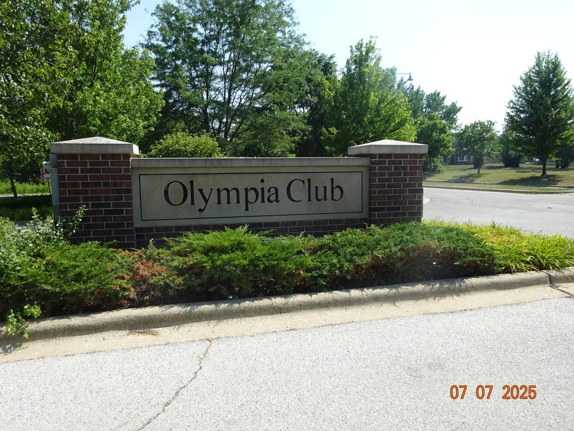 2904 Delphi Ct., Olympia Fields, IL 60461