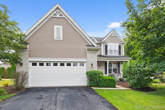 1211 Hall St., Sugar Grove, IL 60554