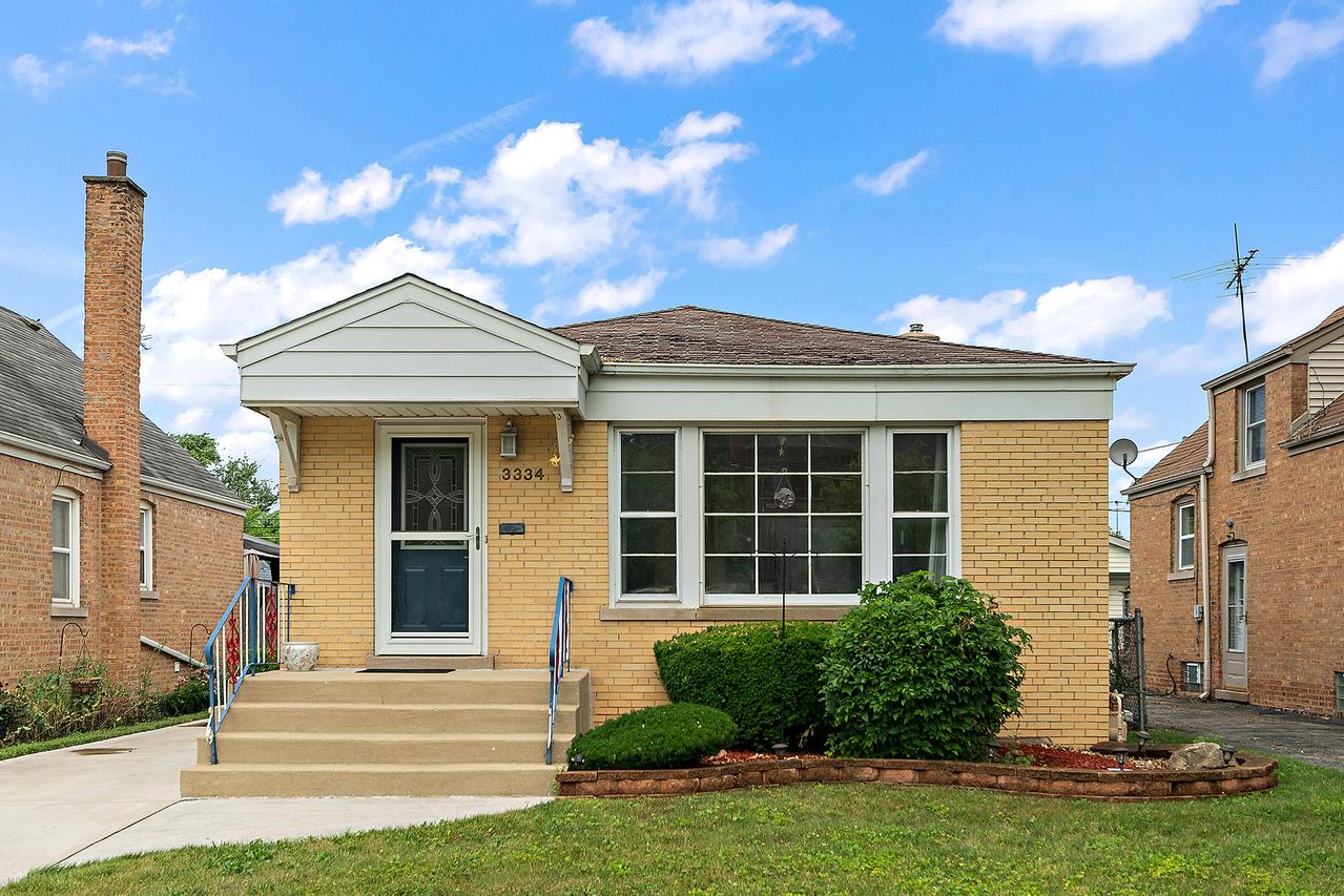 3334 W 114th St., Chicago, IL 60655