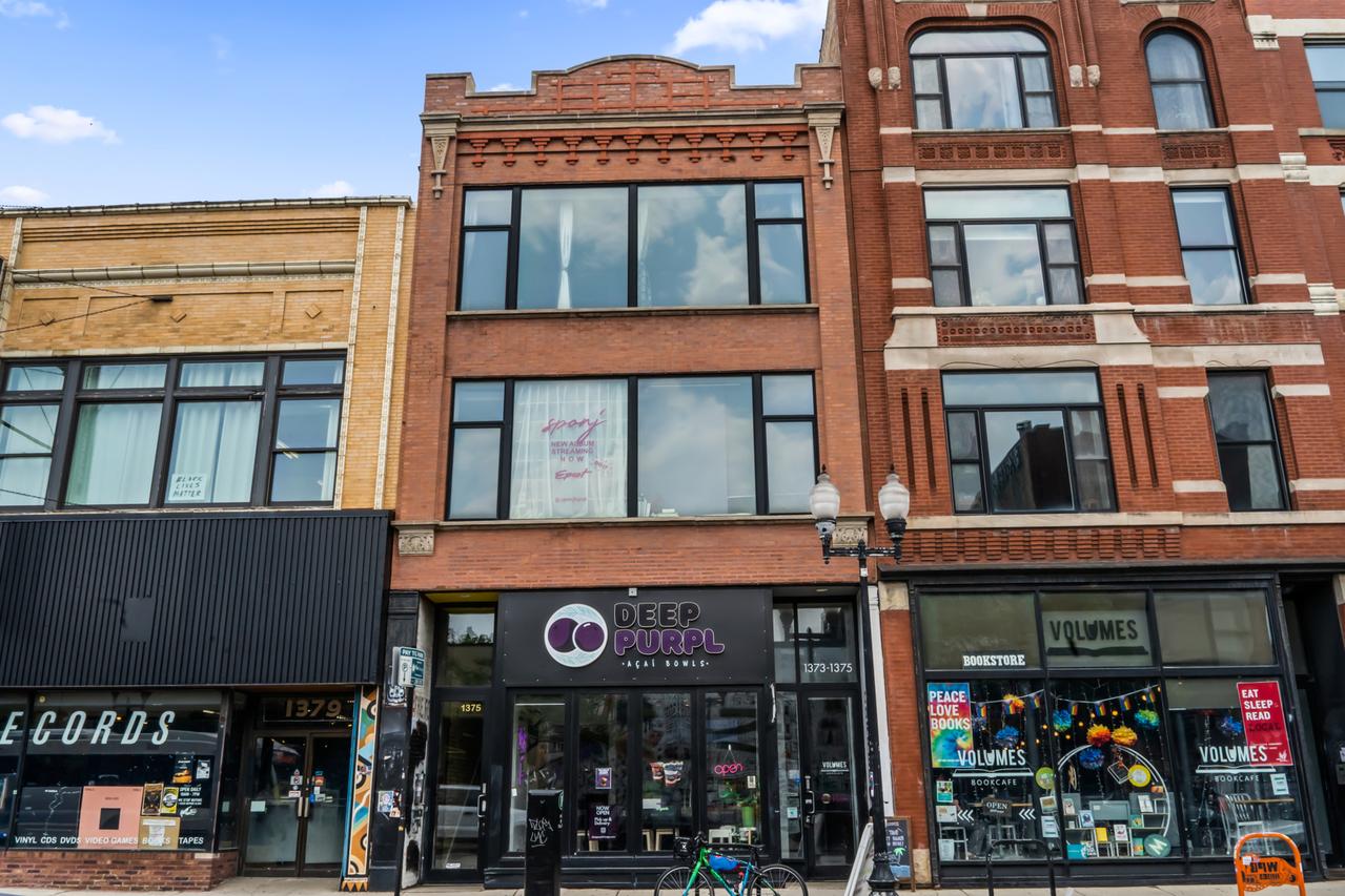 1375 N Milwaukee Ave. #2F, Chicago, IL 60622