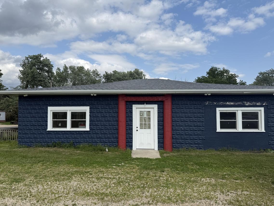 758 State Route 251, Compton, IL 61318