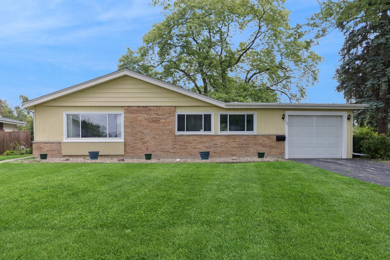185 Princeton St., Hoffman Estates, IL 60169