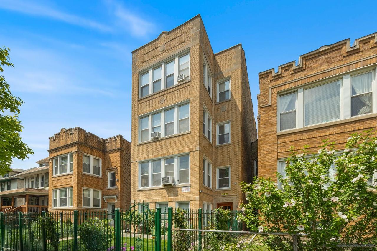 4734 N Drake Ave., Chicago, IL 60625