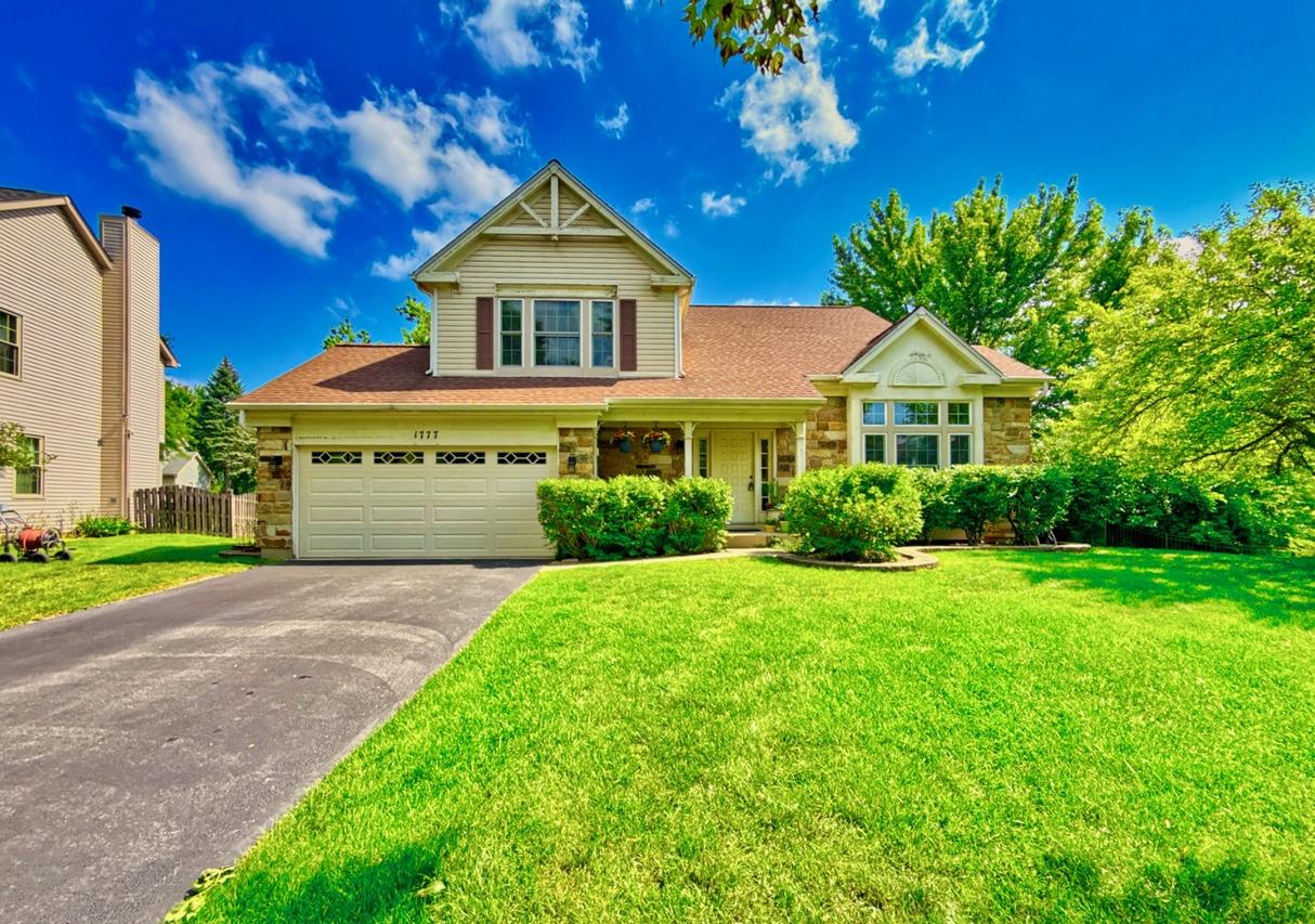 1777 Ashford Ln., Crystal Lake, IL 60014