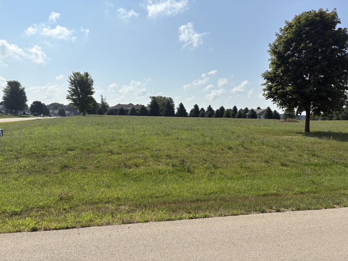 14 Richard Rd., Rochelle, IL 61068