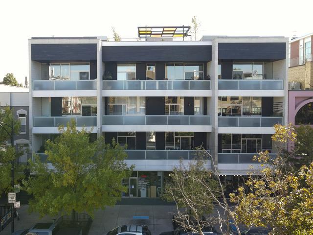 1711 W Division St. #303, Chicago, IL 60622
