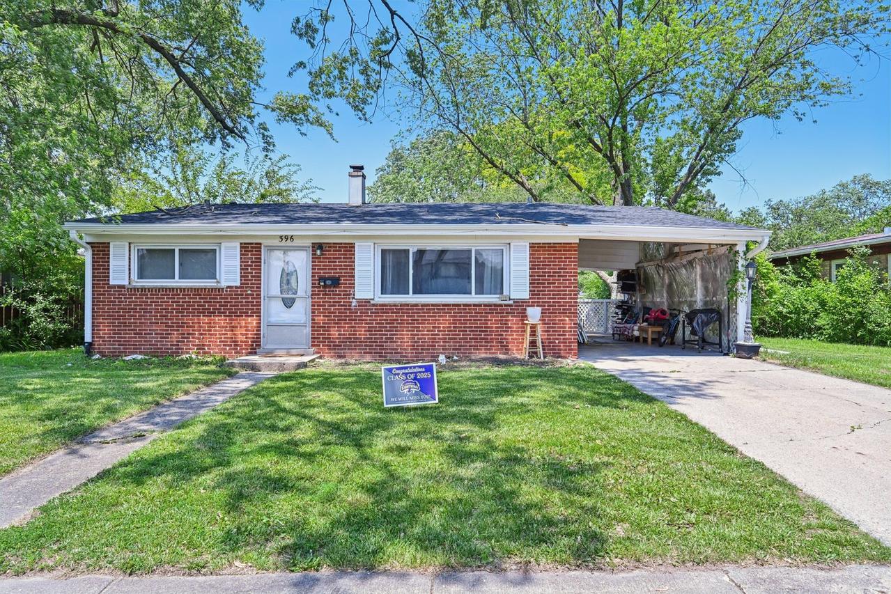 396 Thelma Ct., Wheeling, IL 60090