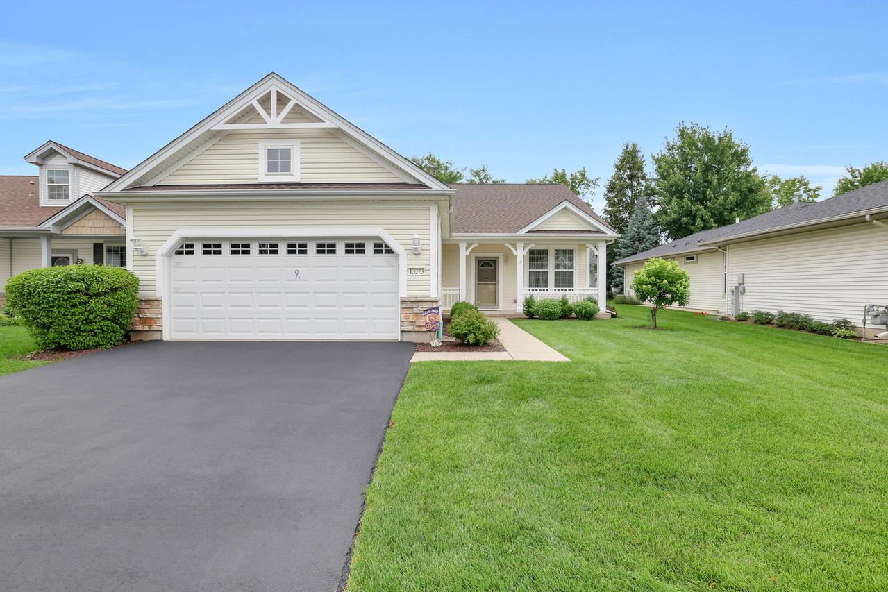 13273 Stonebridge Ln., Huntley, IL 60142