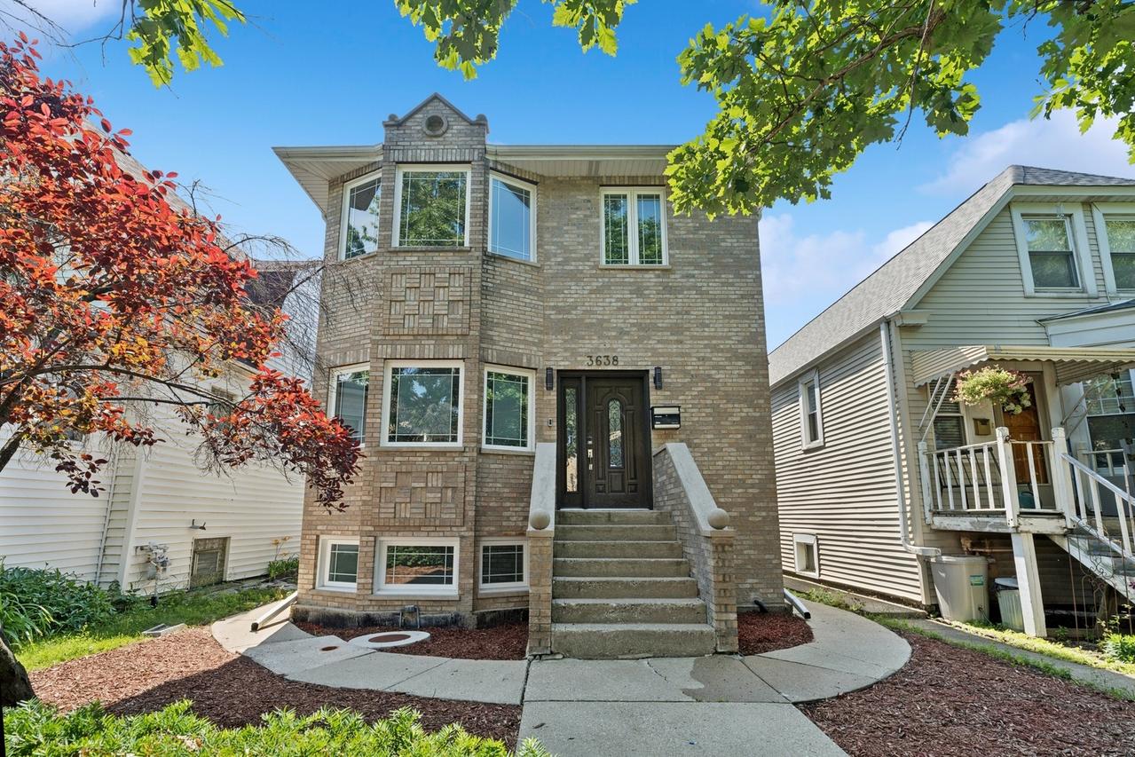 3638 N Kedzie Ave., Chicago, IL 60618