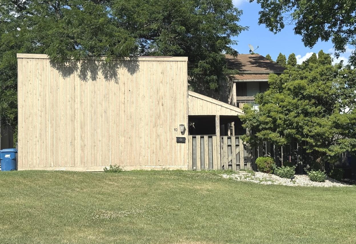 10 W Exeter Turn, Bourbonnais, IL 60914